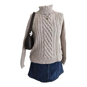 Banana Republic Cable Knit Sweater Size M 100% Cotton